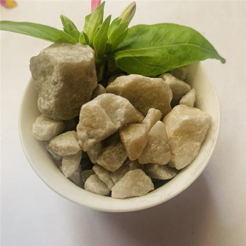 多年來與科研單位合作,不斷產品結構,為拓展市場,由原來單 一的濾料銷